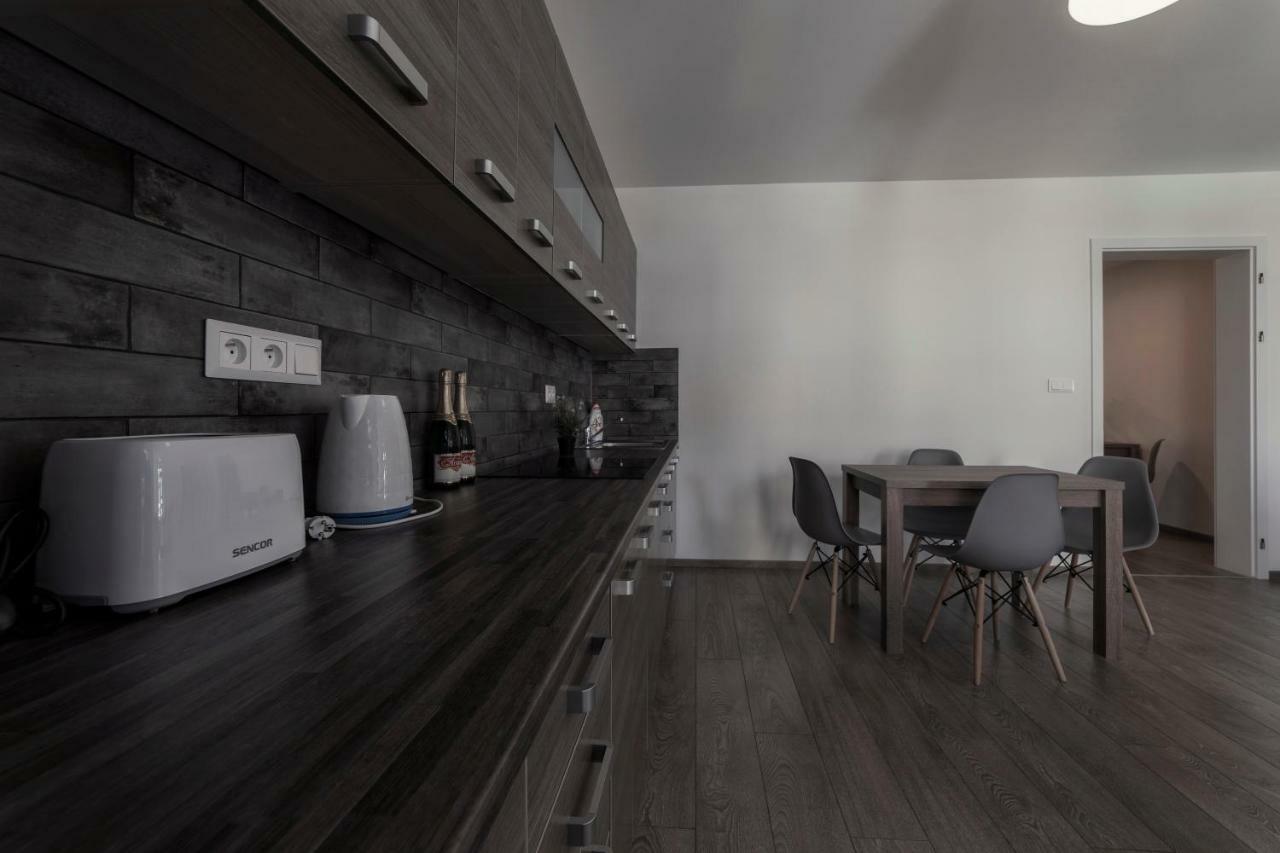 Hostel Homer Liben Prag Dış mekan fotoğraf